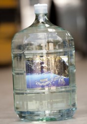 5 gallon glass water bottle