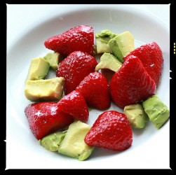 Avocado & Strawberries with Balsamic Vinegar