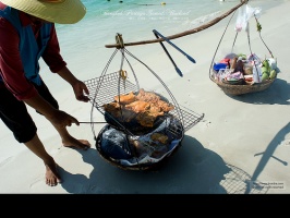 Thai food vendor on the beach by Seki Chin